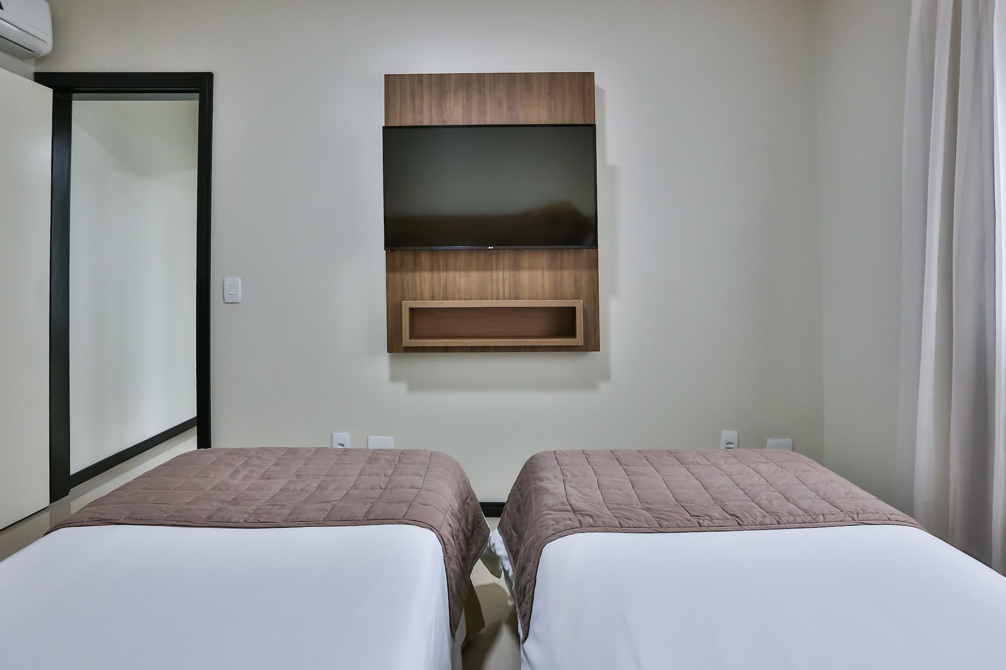 غرفة بسريرين منفصلين، Wyndham Golden Foz 5/8
