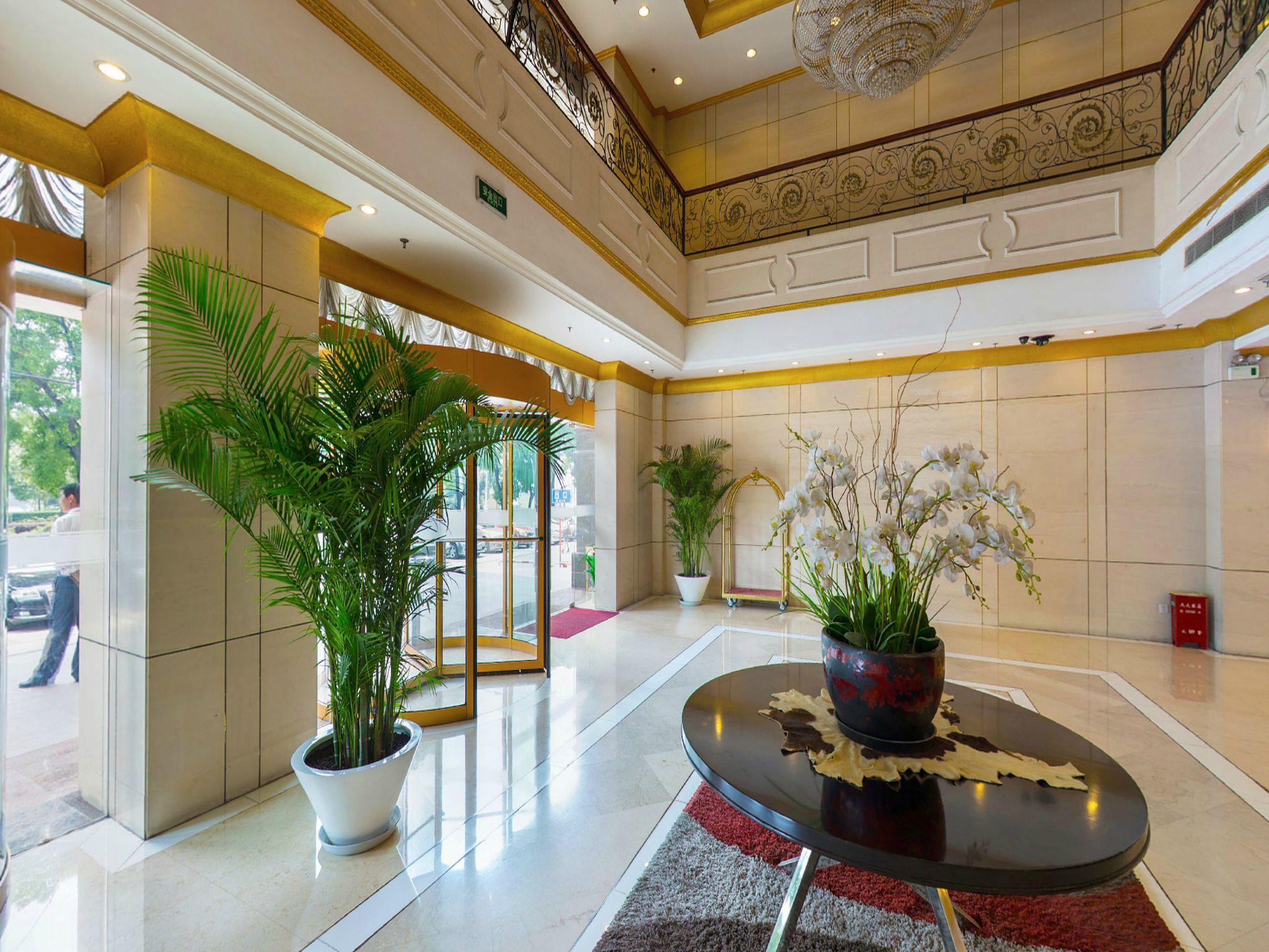 JI Hotel (Shanghai Caohejing) 10/33