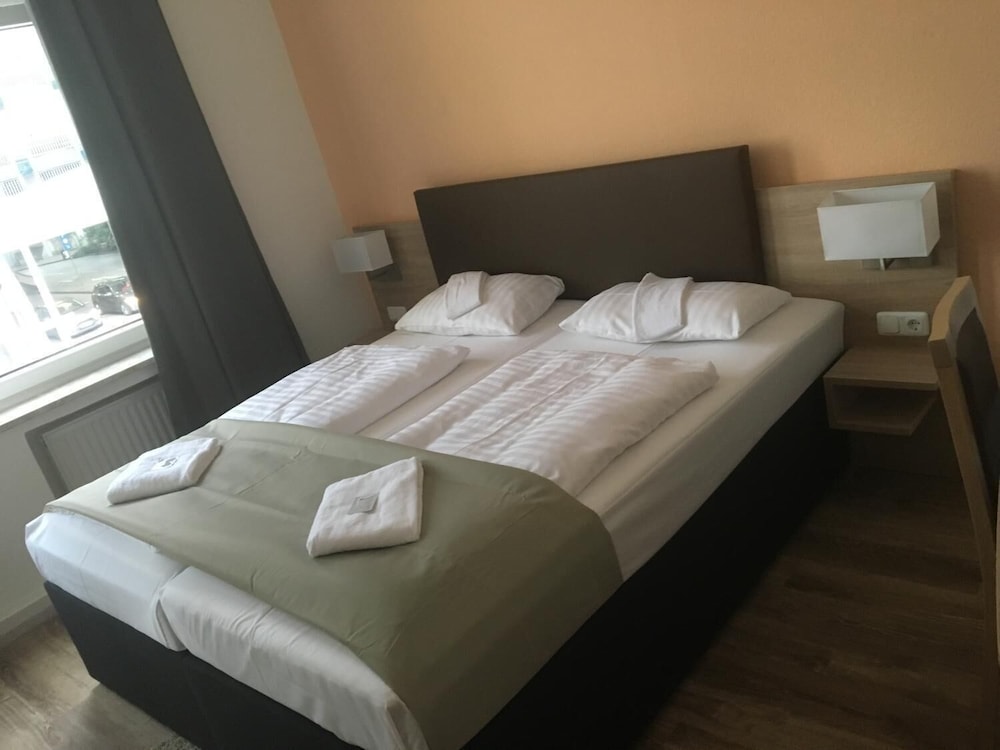 Central Hotel Duisburg 13/34