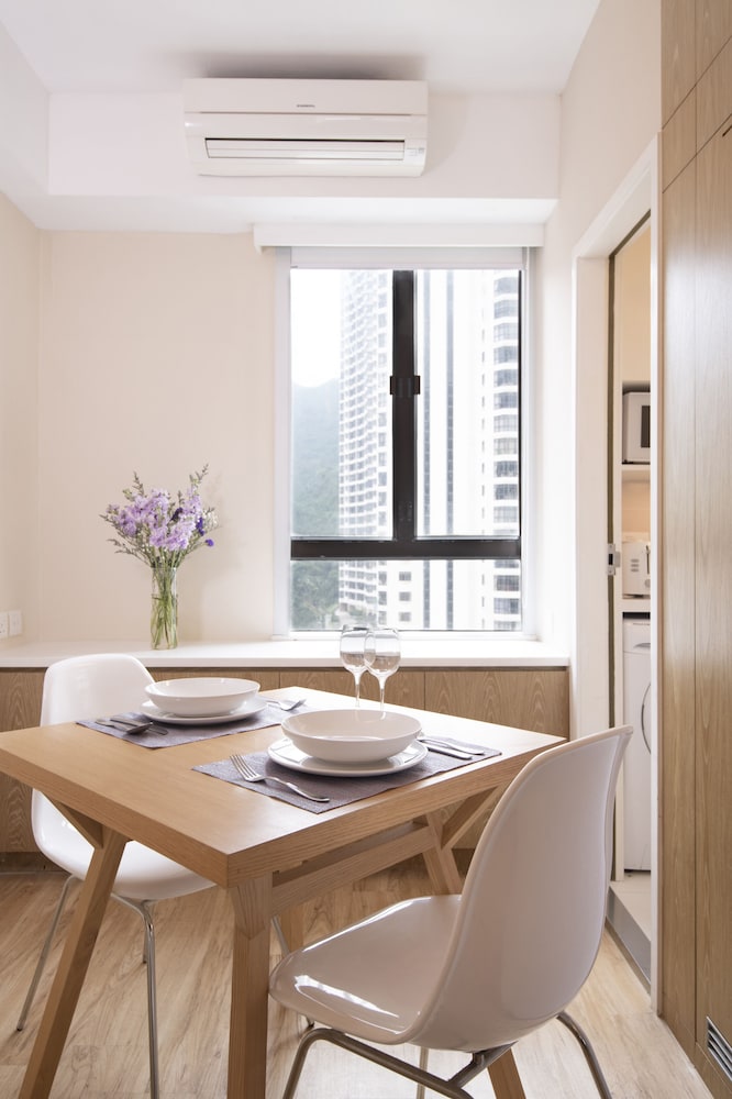 Ying nFlo, Hong Kong, Wan Chai 32/58