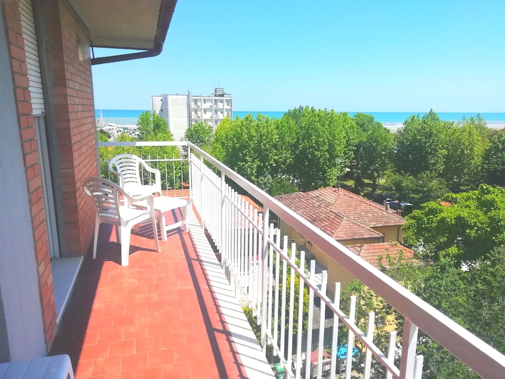 Hotel Rita 2/40