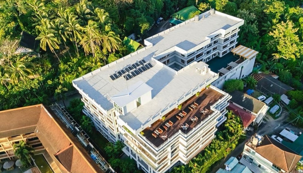 Casa Del M Resort 5/77