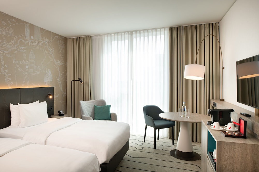 Hyatt Place Frankfurt Airport 16/75