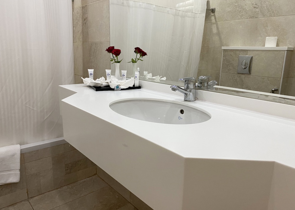 Petra Guest House Hotel 48/50
