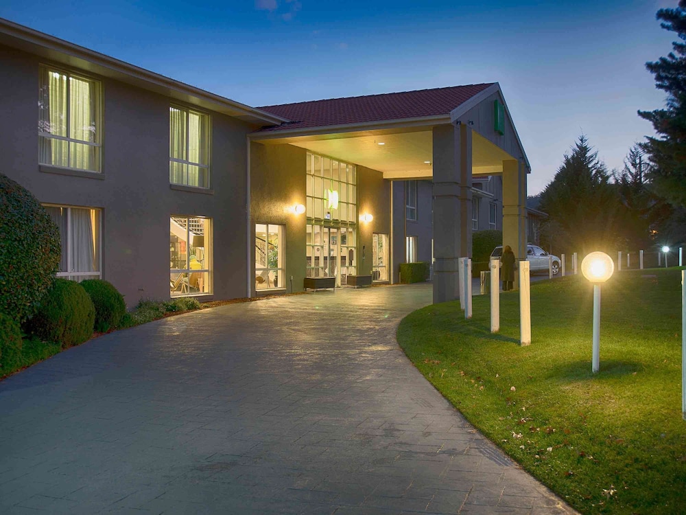 ibis Styles Canberra 8/78