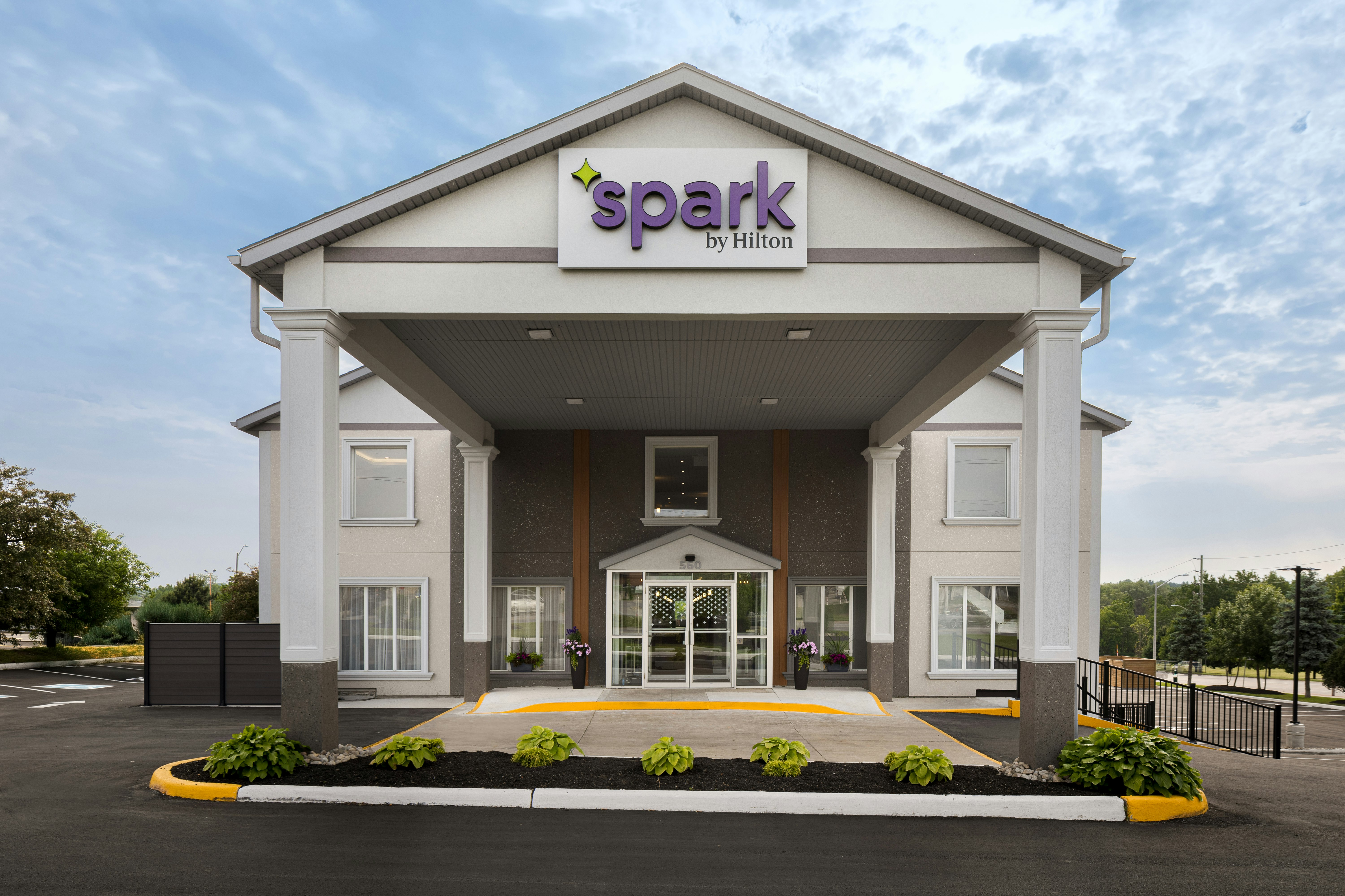 Spark by Hilton Woodstock 3/24