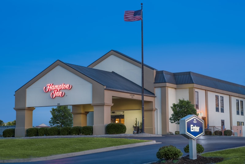 Spark by Hilton Bardstown 2/49