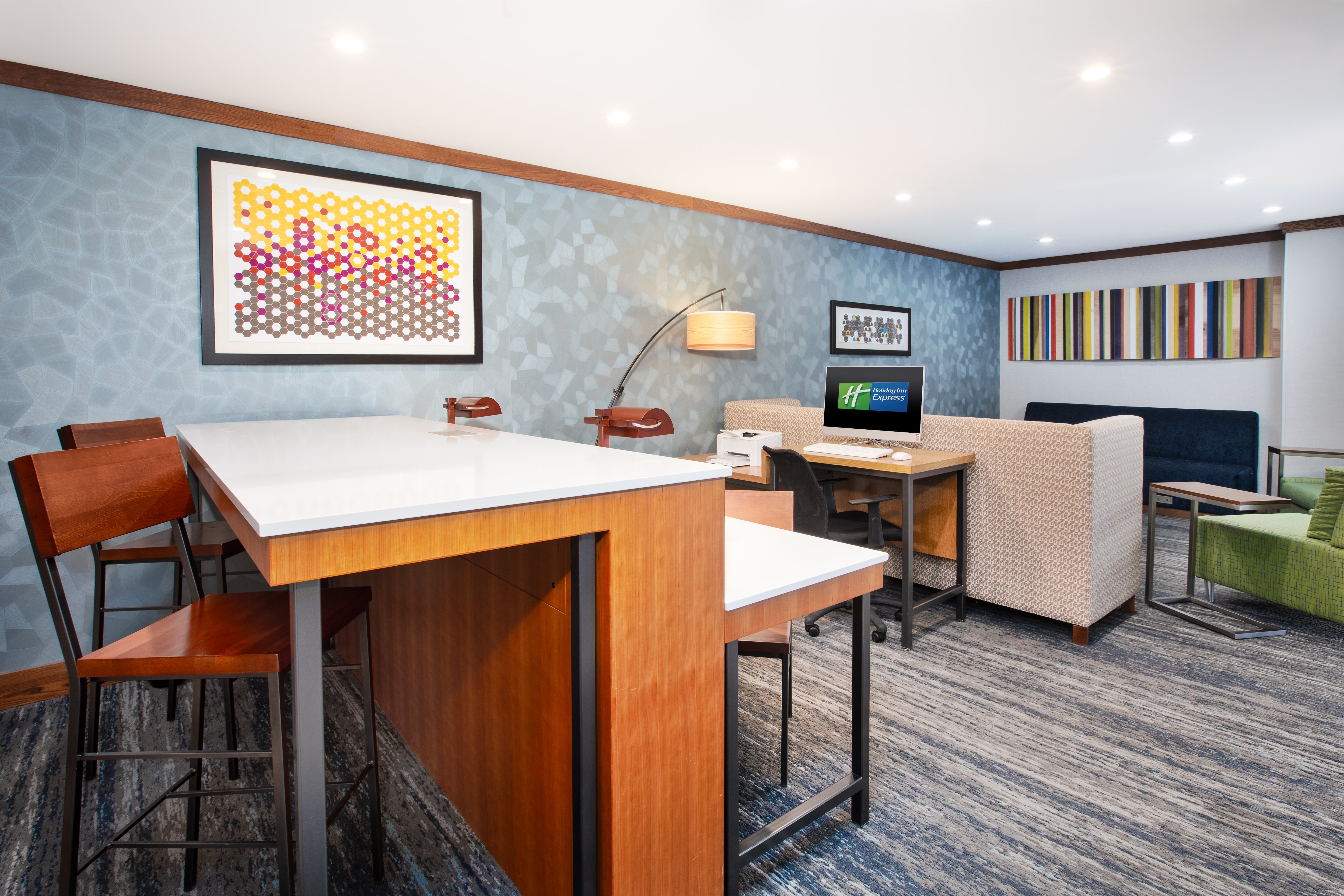 Holiday Inn Express Hotel And Suites Buffalo 17/66