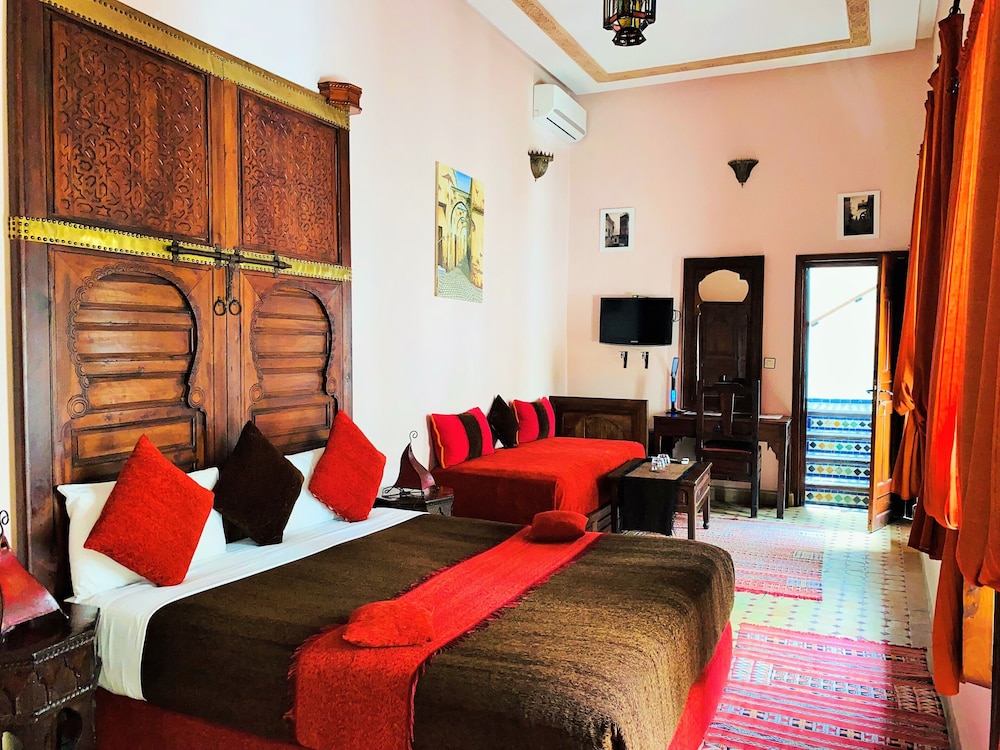 Riad Ahlam 11/33