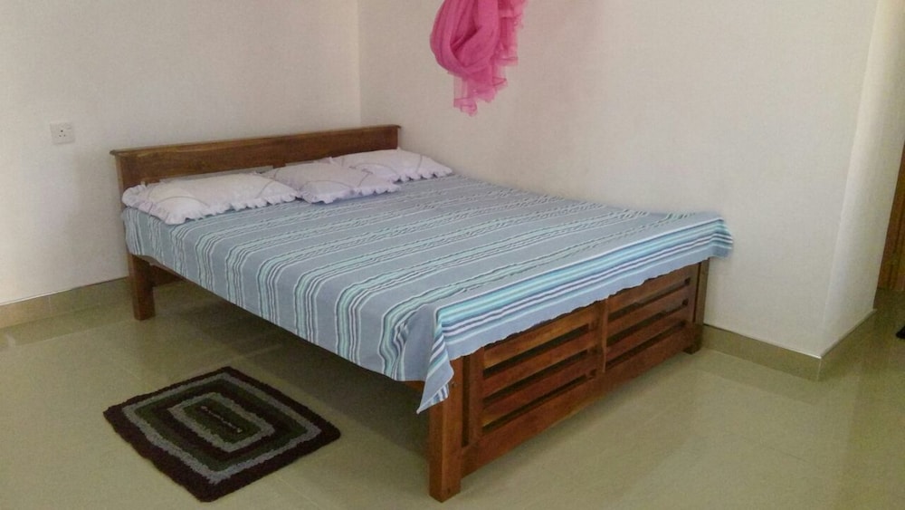 DELUXE, SINGLE, DOUBLE BED, GARDEN VIEW