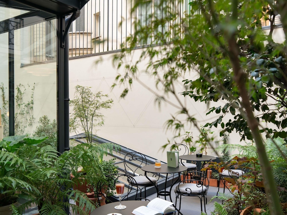 Hotel Faubourg Galant Paris, Handwritten Collection 66/69