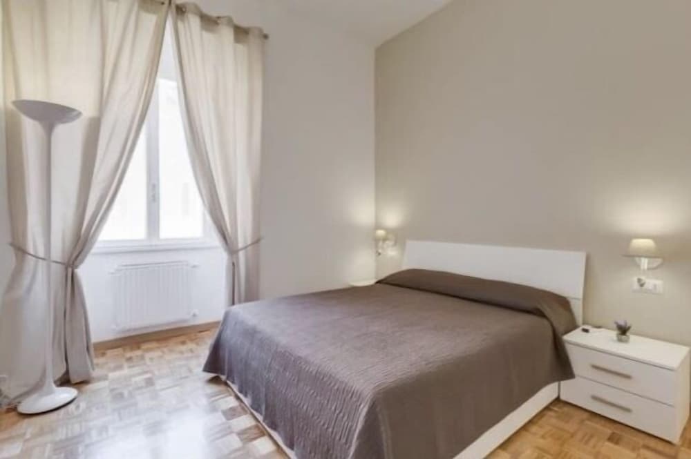 Vantaggio Suites & Apartments 13/39