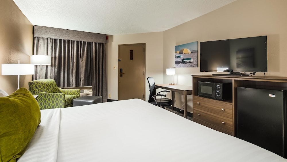 Best Western Center Inn 12/38