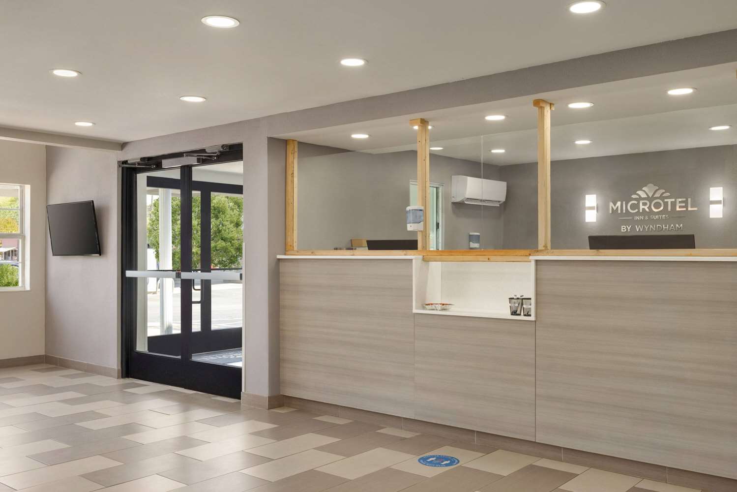 Microtel Inn And Suites Raleigh 6/60