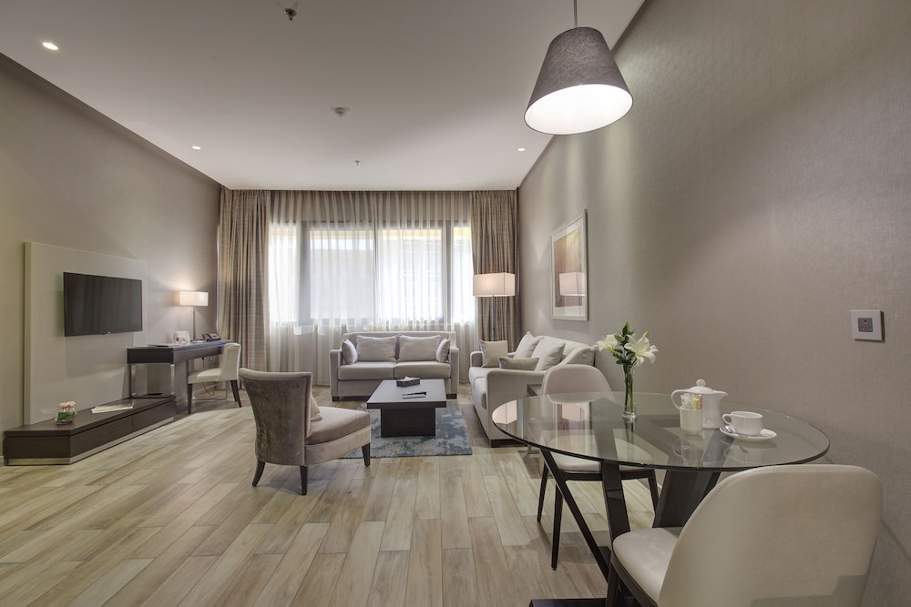 The House Boutique Suites 34/68