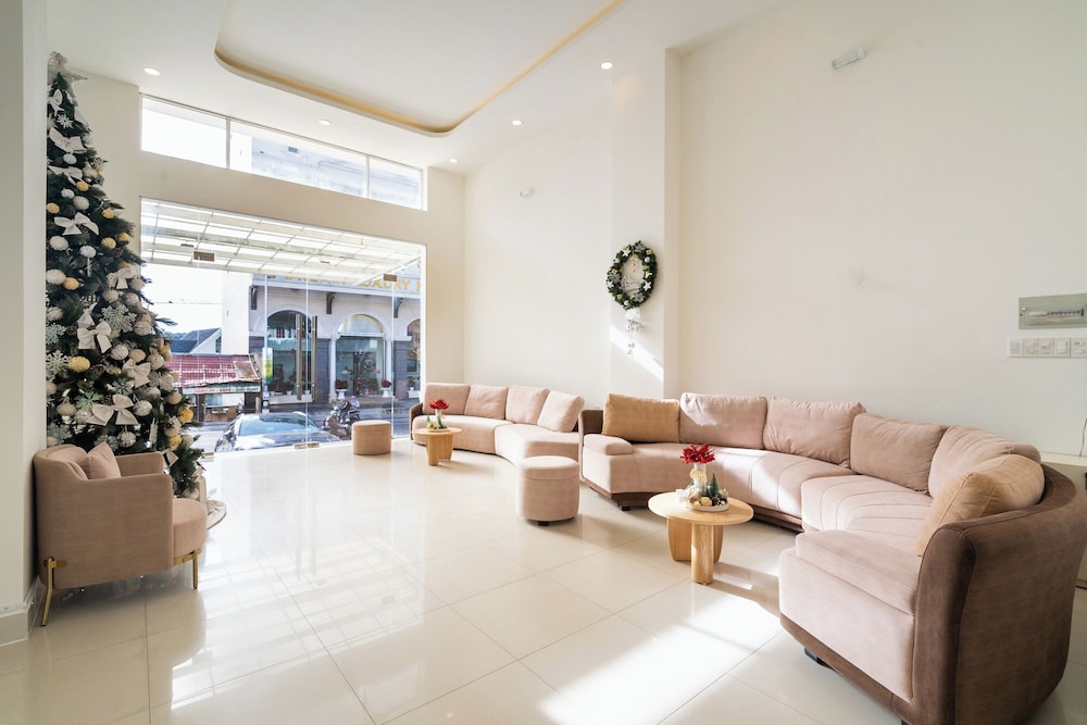 Ngoc Nguyen Anh Hotel 43/62