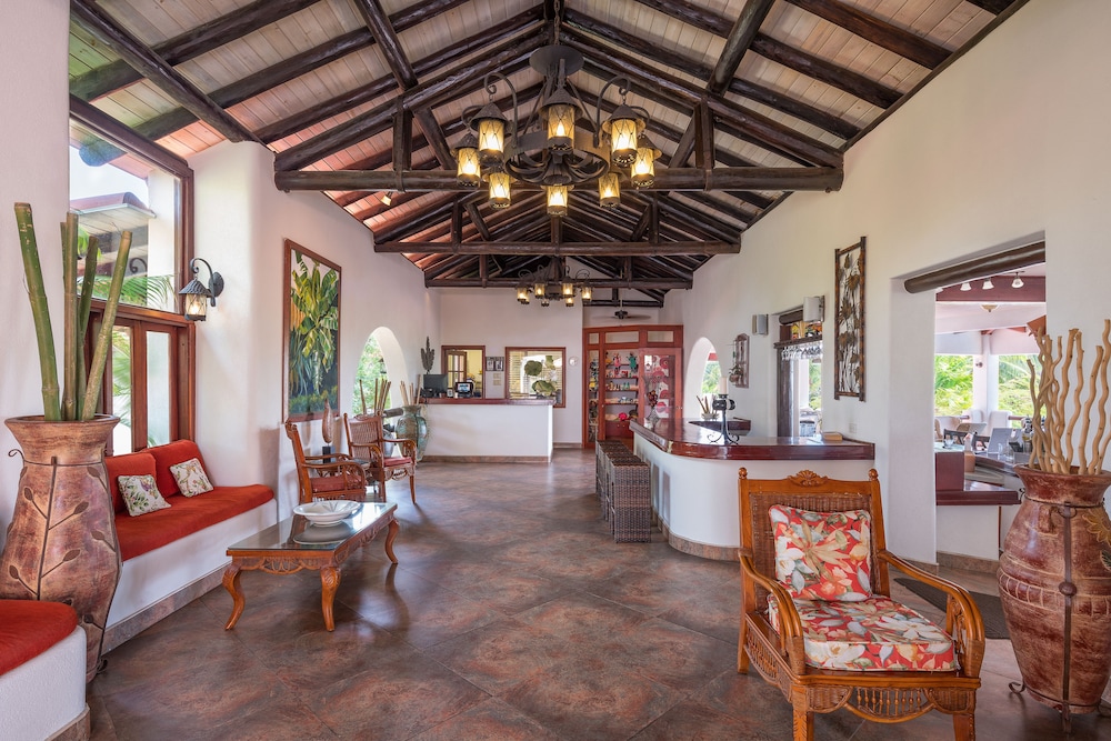 Sugar Cane Club Hotel & Spa 35/43