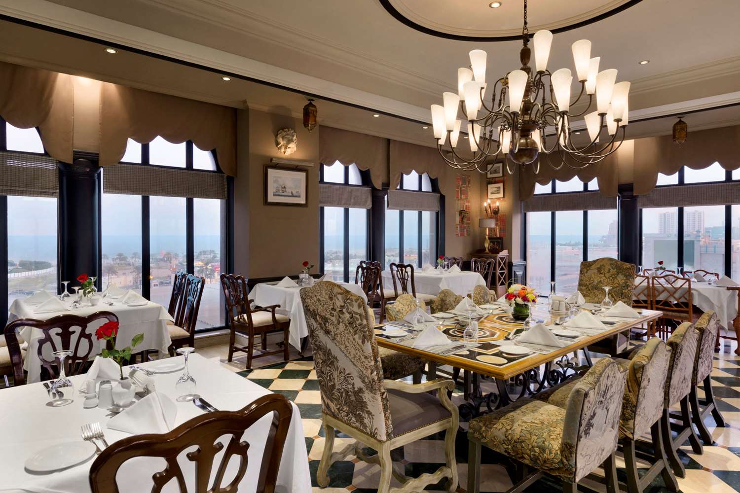 Hawthorn Suites By Wyndham Al Khobar 32/43