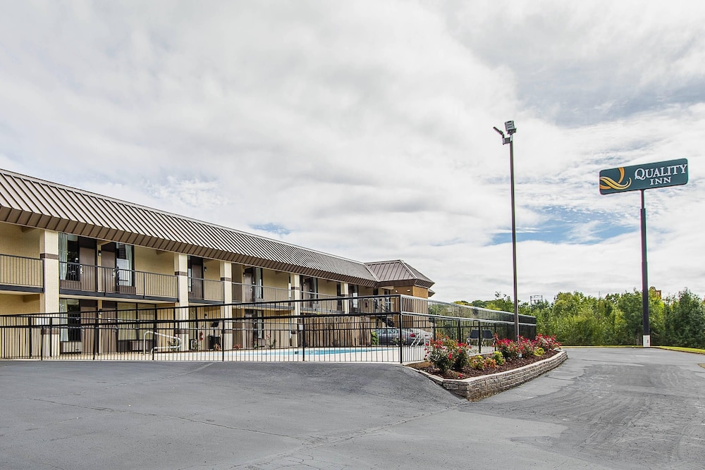Quality Inn Forest City, NC 50/59