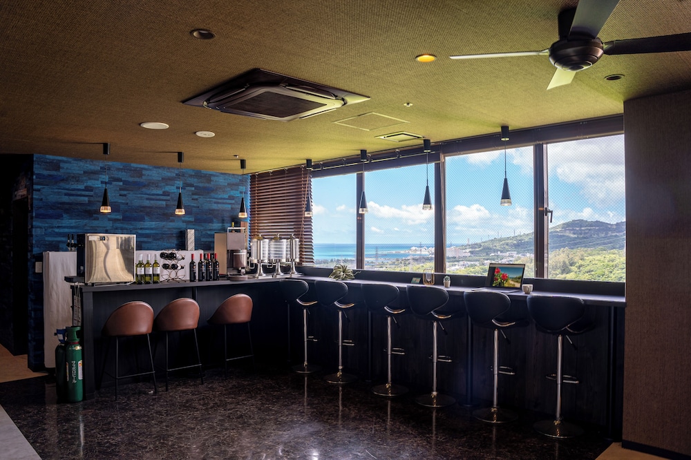 Rycom Crystal Hotel 54/59
