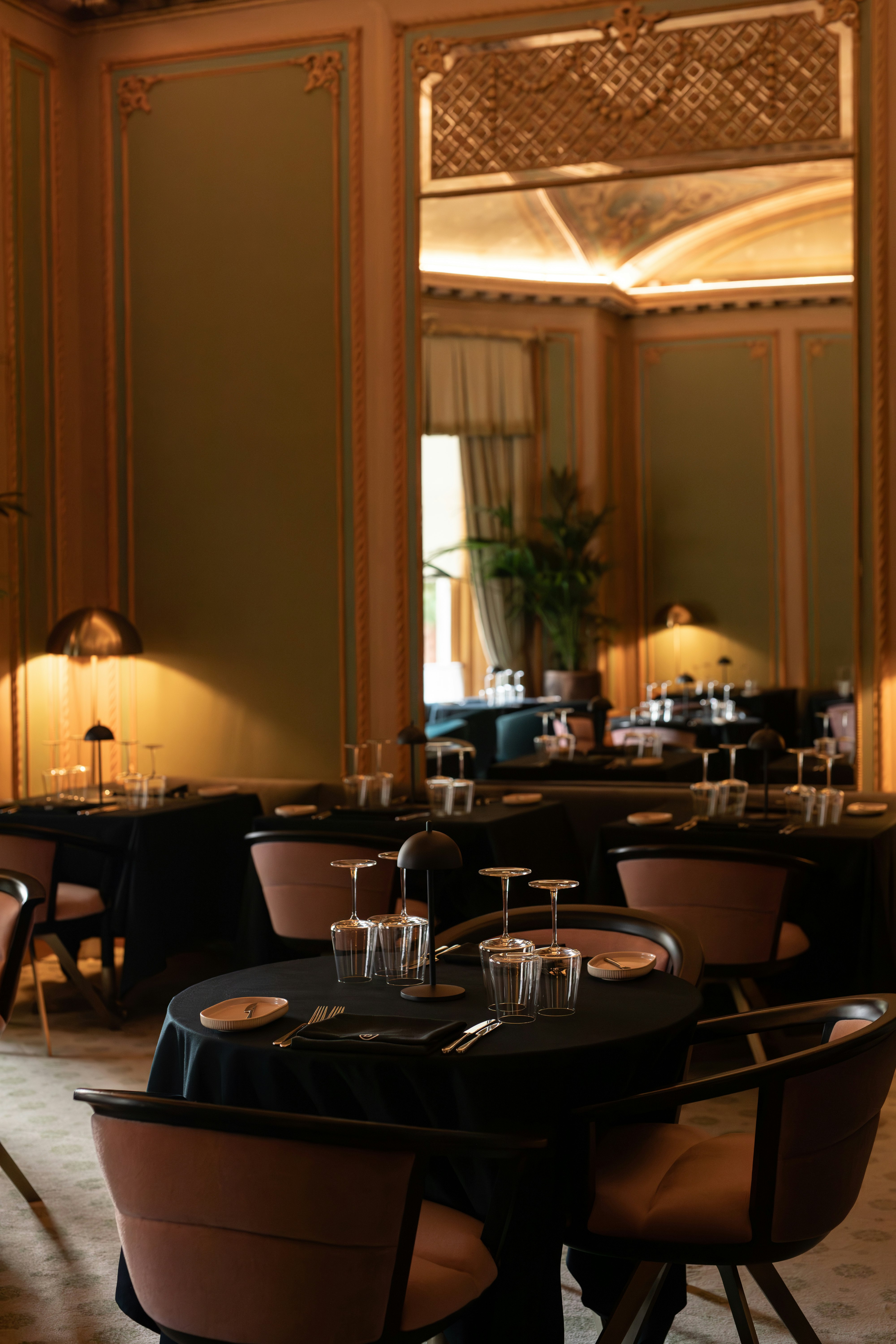 The Scott Hotel 46/58