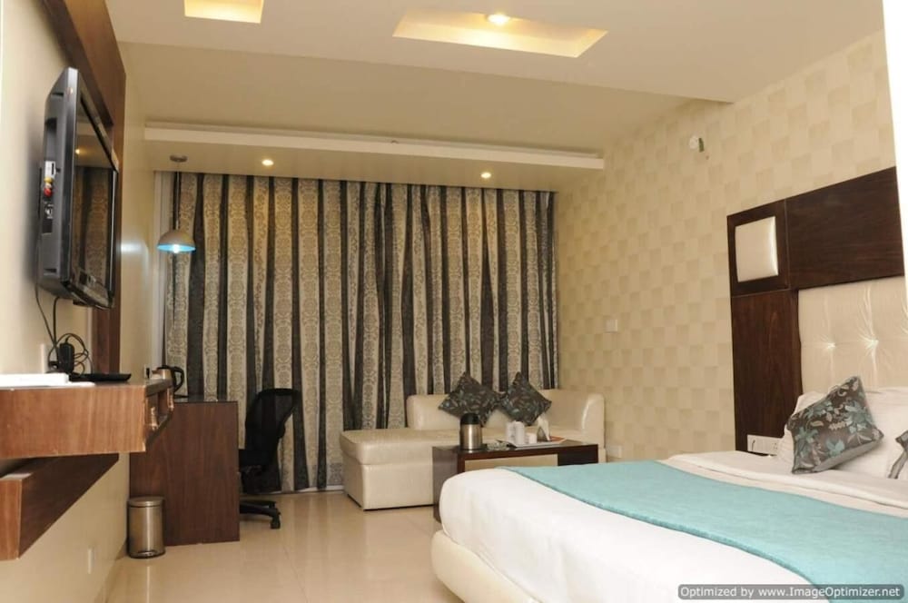 Hotel Diamond Plaza 29/43
