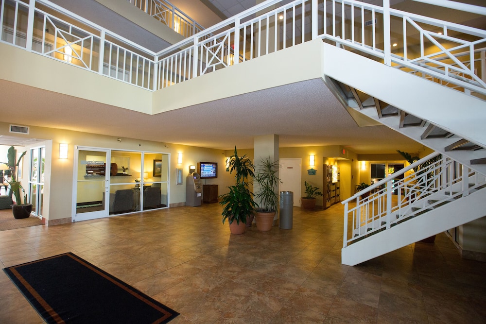Ocean Drive Beach Golf Resort 4/64