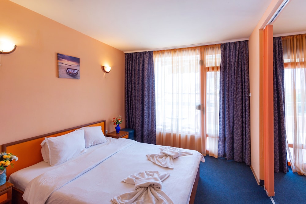 Family Hotel Jemelly 19/50