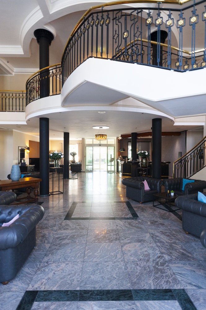 Van Der Valk Schlosshotel Grosser Gasthof 10/59