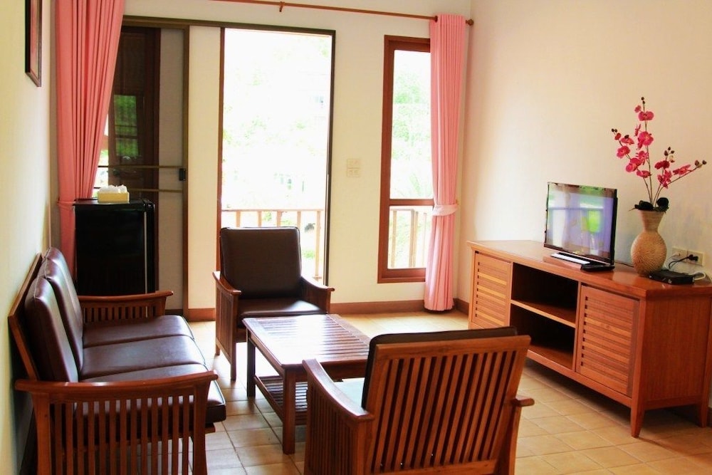 Thongsathit Hill Resort Khao Yai 37/54