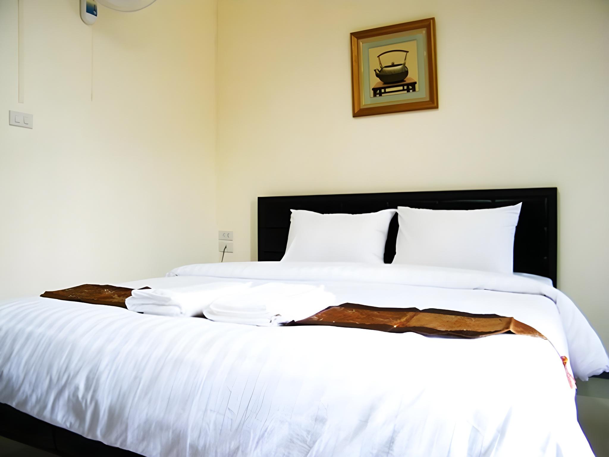 Standard, Double Bed