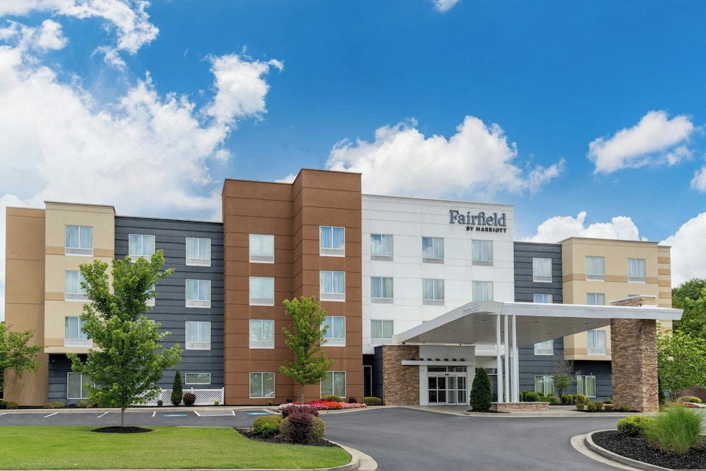 Fairfield Inn Suites Calhoun 43/47