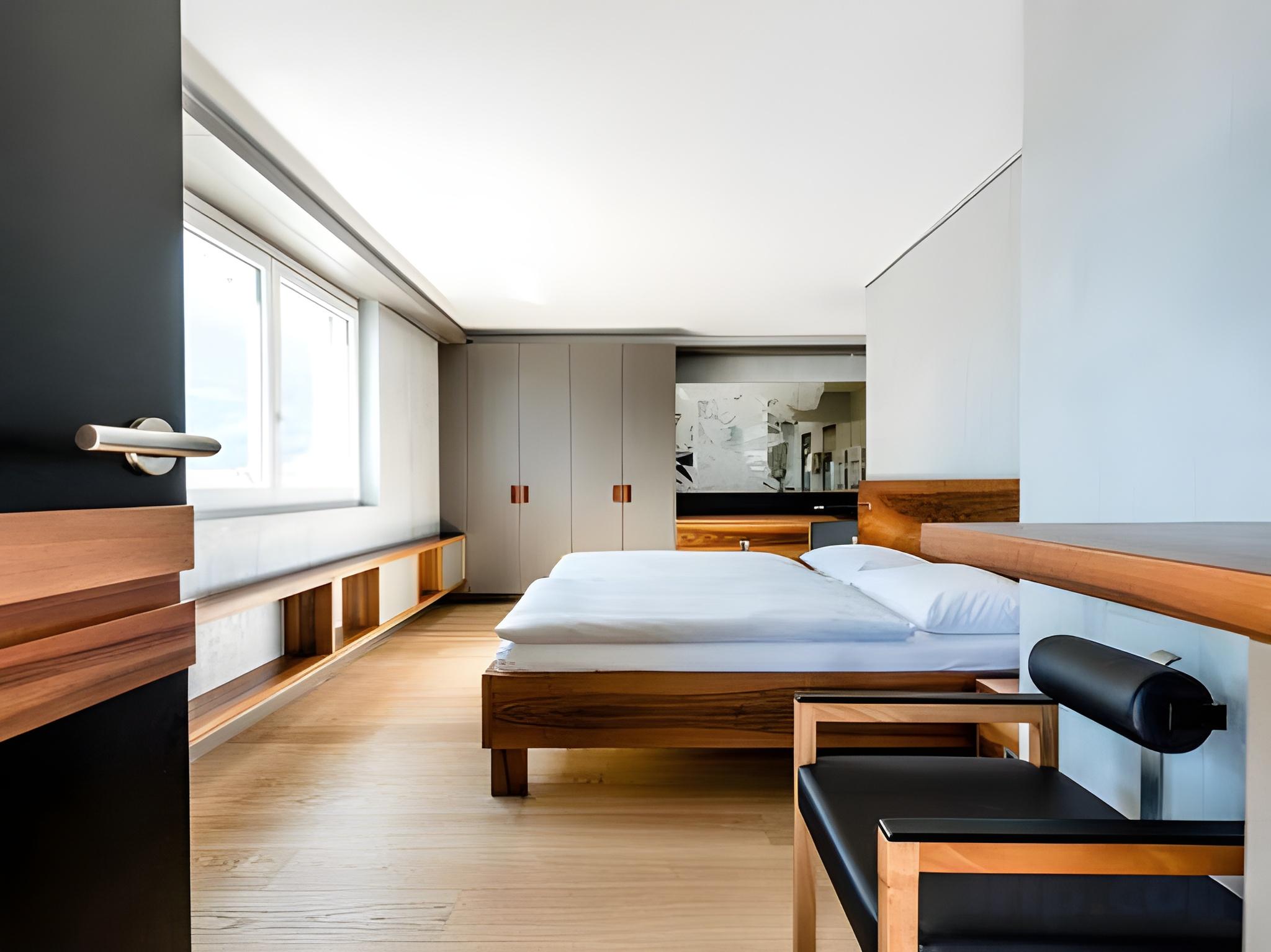 Suite, Double Bed, Sofa