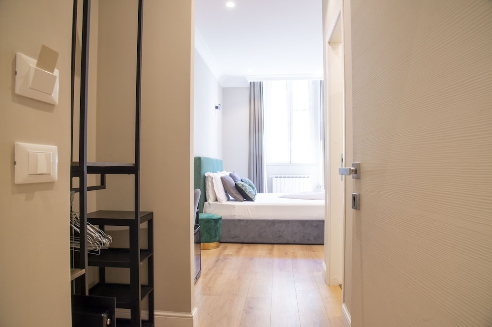 AD Suites Tritone 46/50