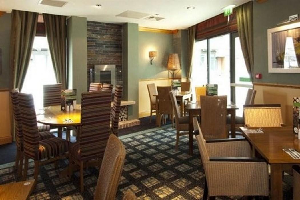 Premier Inn Norwich West (Showground/A47) 22/31