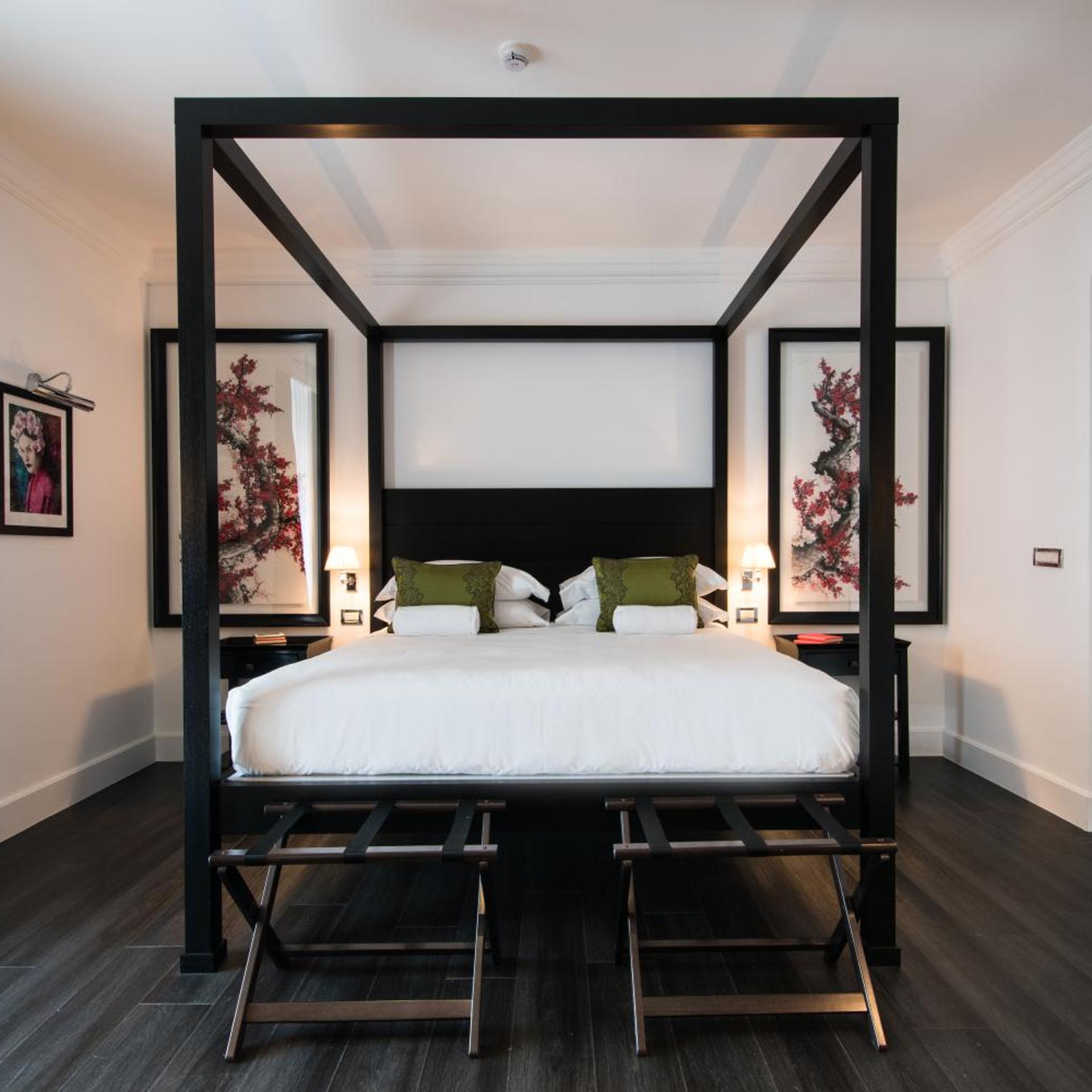 Penthouse Suite, Balcony