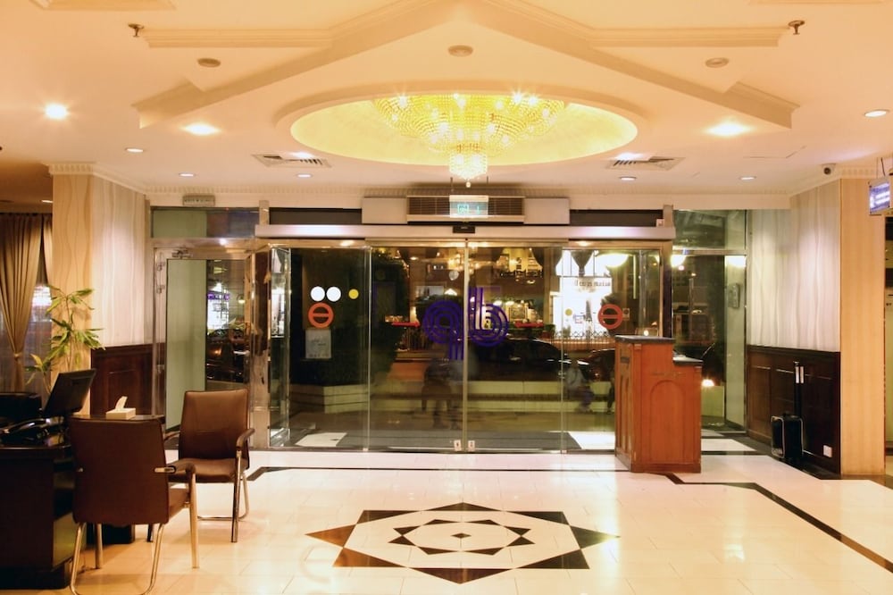 Boonmax Hotel L.L.C 10/51