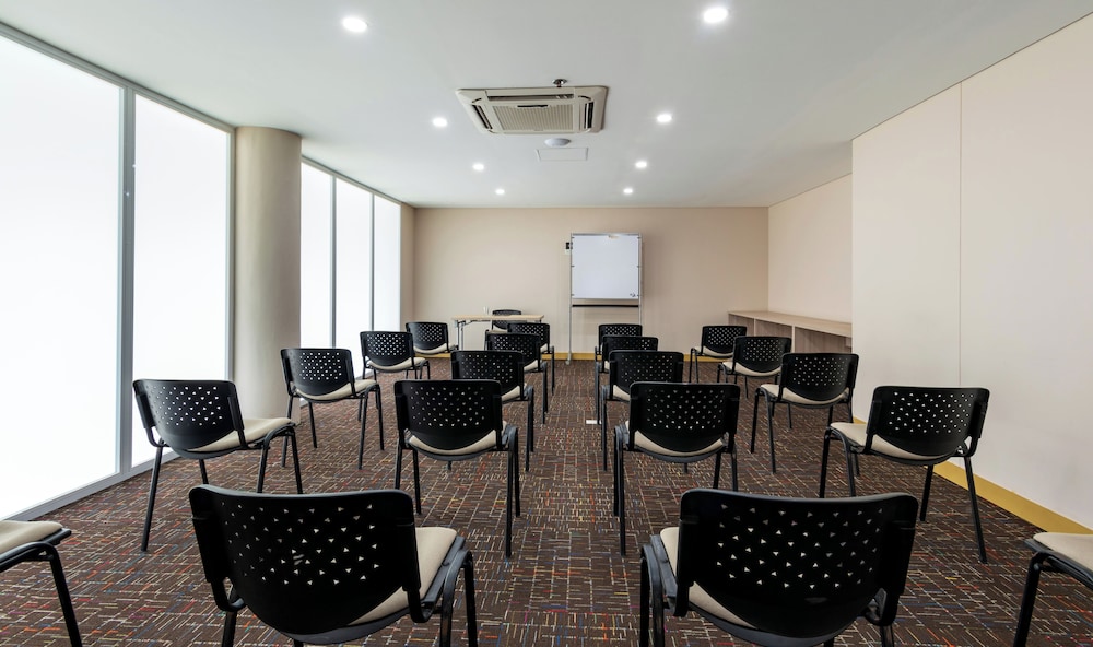 Hotel bh Barranquilla 53/64