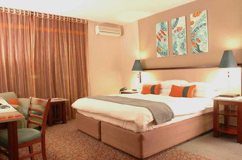 Room at Khoroni Hotel, THOHOYANDOU
