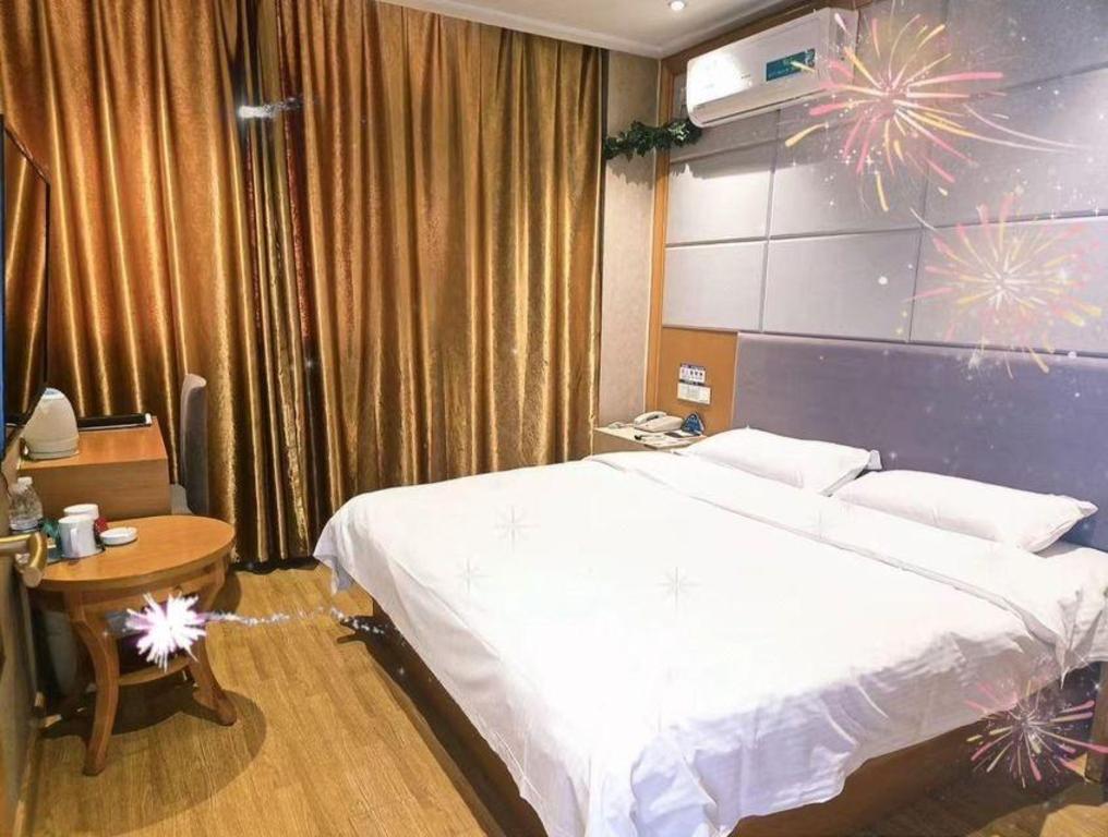 GreenTree Inn Jiangsu Wuxi Jiangyin Yunting Changshan Avenue ChenGYAng Road Business Hotel 20/37