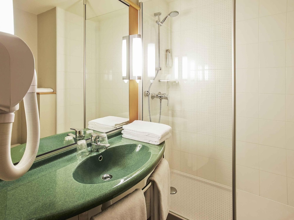 Ibis Auray 36/65