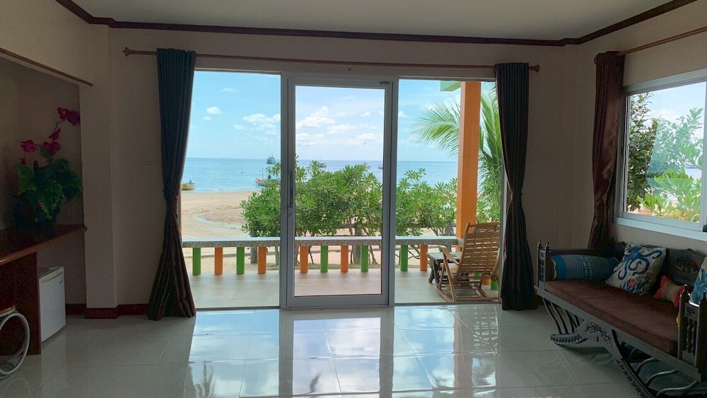 Lotus Paradise Resort 55/77