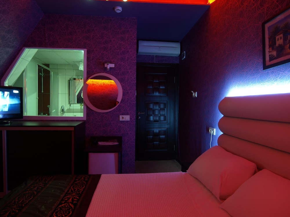 TIMYA HOTEL 46/55