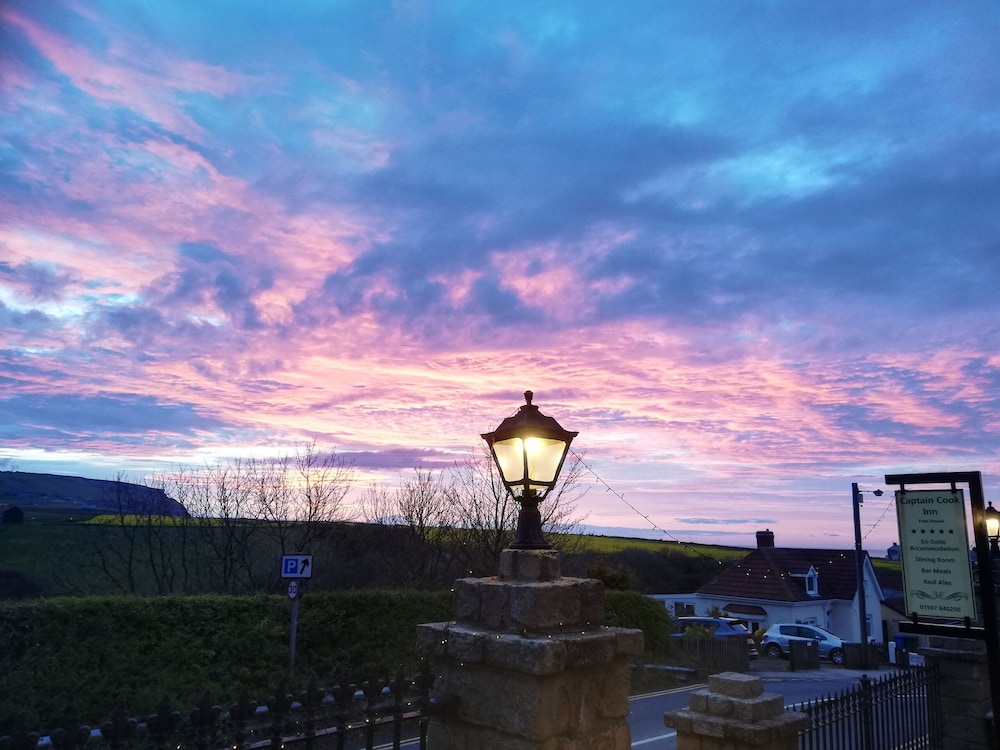 The Captain Cook Inn 22/32