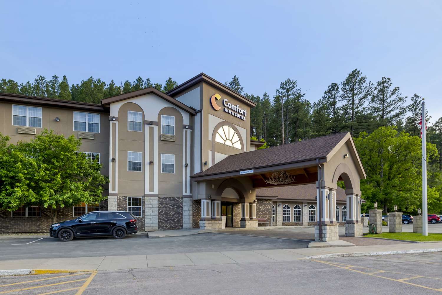 Comfort Inn & Suites Mt. Rushmore 1/14