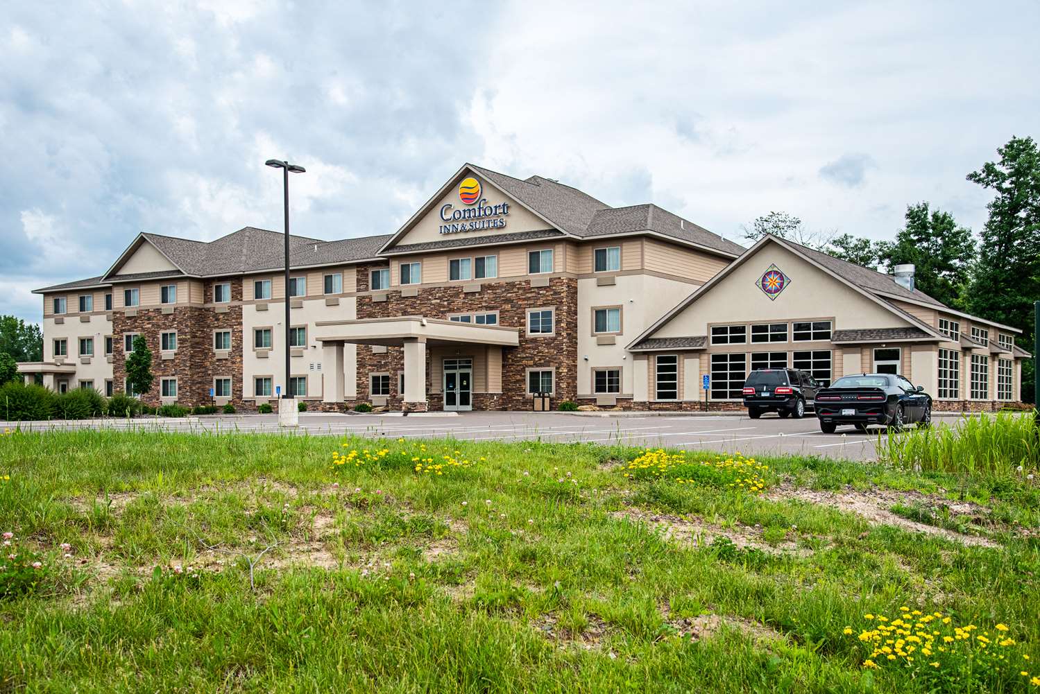 AmeriVu Inn and Suites - Chisago City 2/37