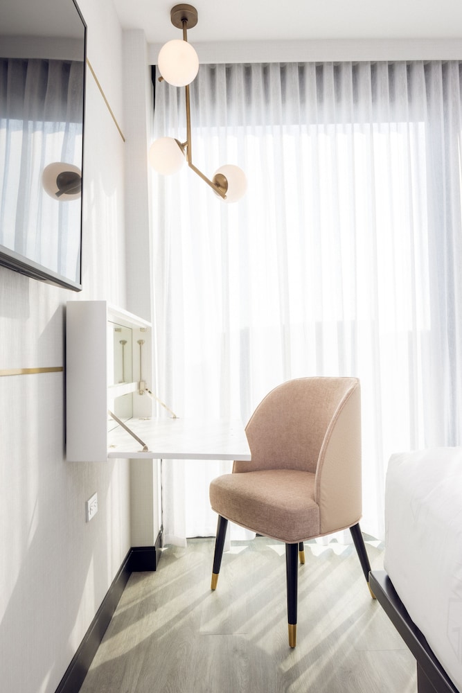 The Godfrey Hotel Hollywood 27/50