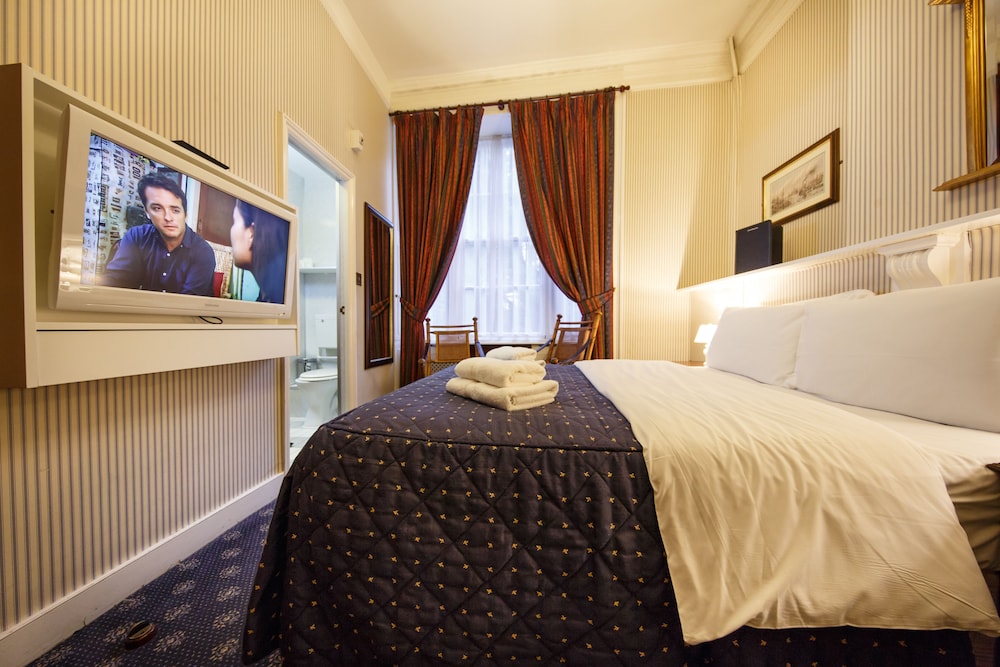 Regency House 25/69