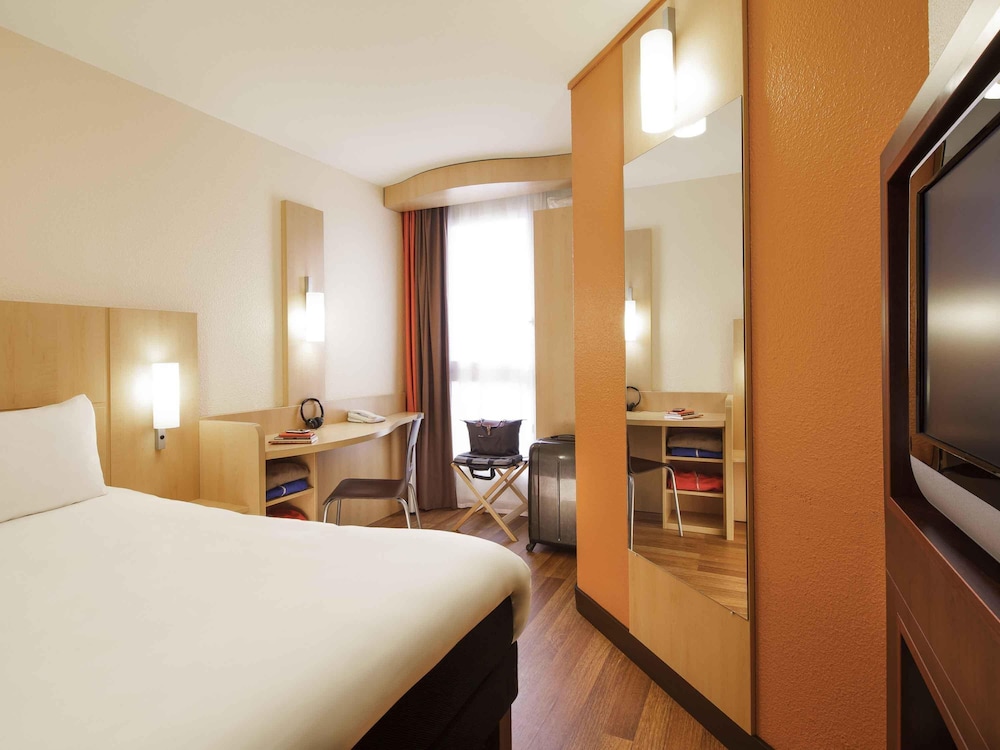 Ibis Paris Versailles Chateau 9/47