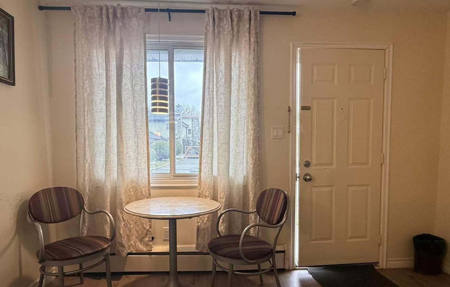 Hotel Motel La Marquise 36/50